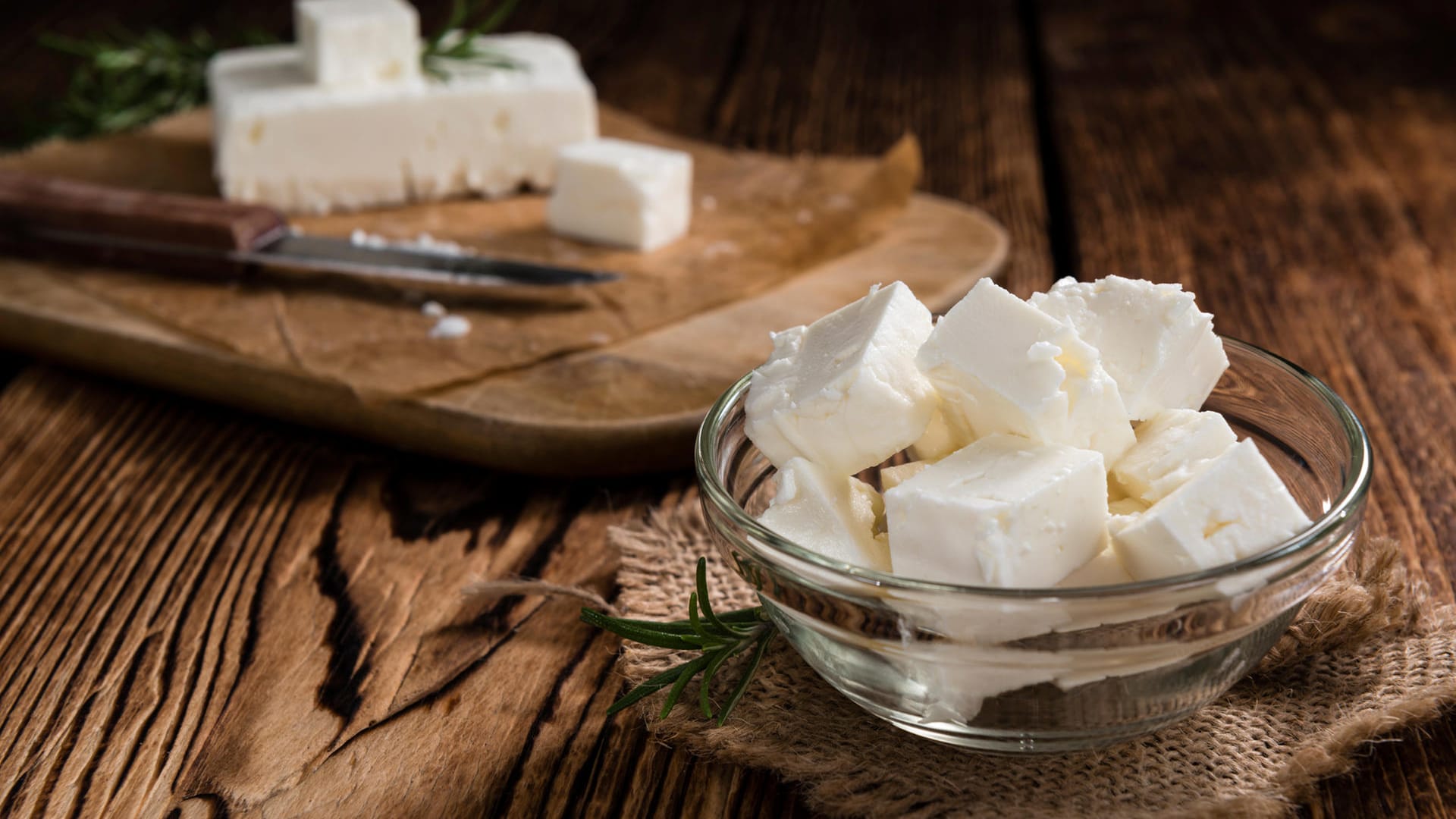 Geschnittener Feta: Feta-Käse ist gut verträglich.