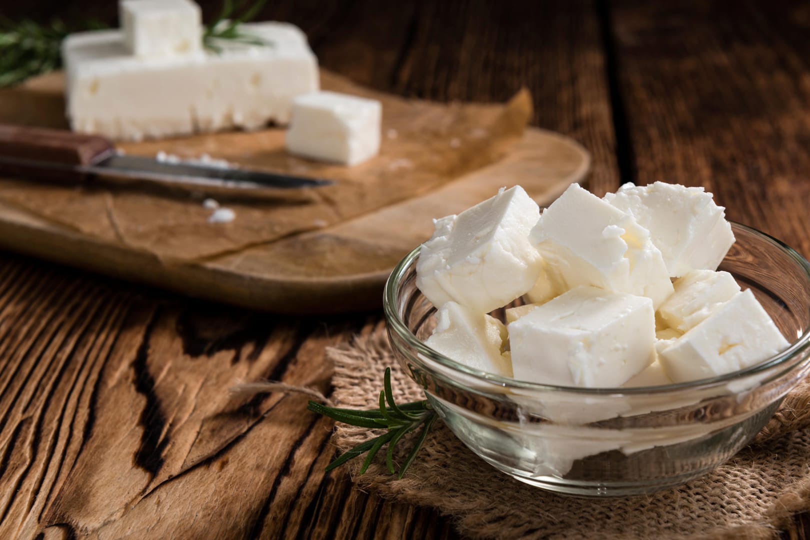 Geschnittener Feta: Feta-Käse ist gut verträglich.