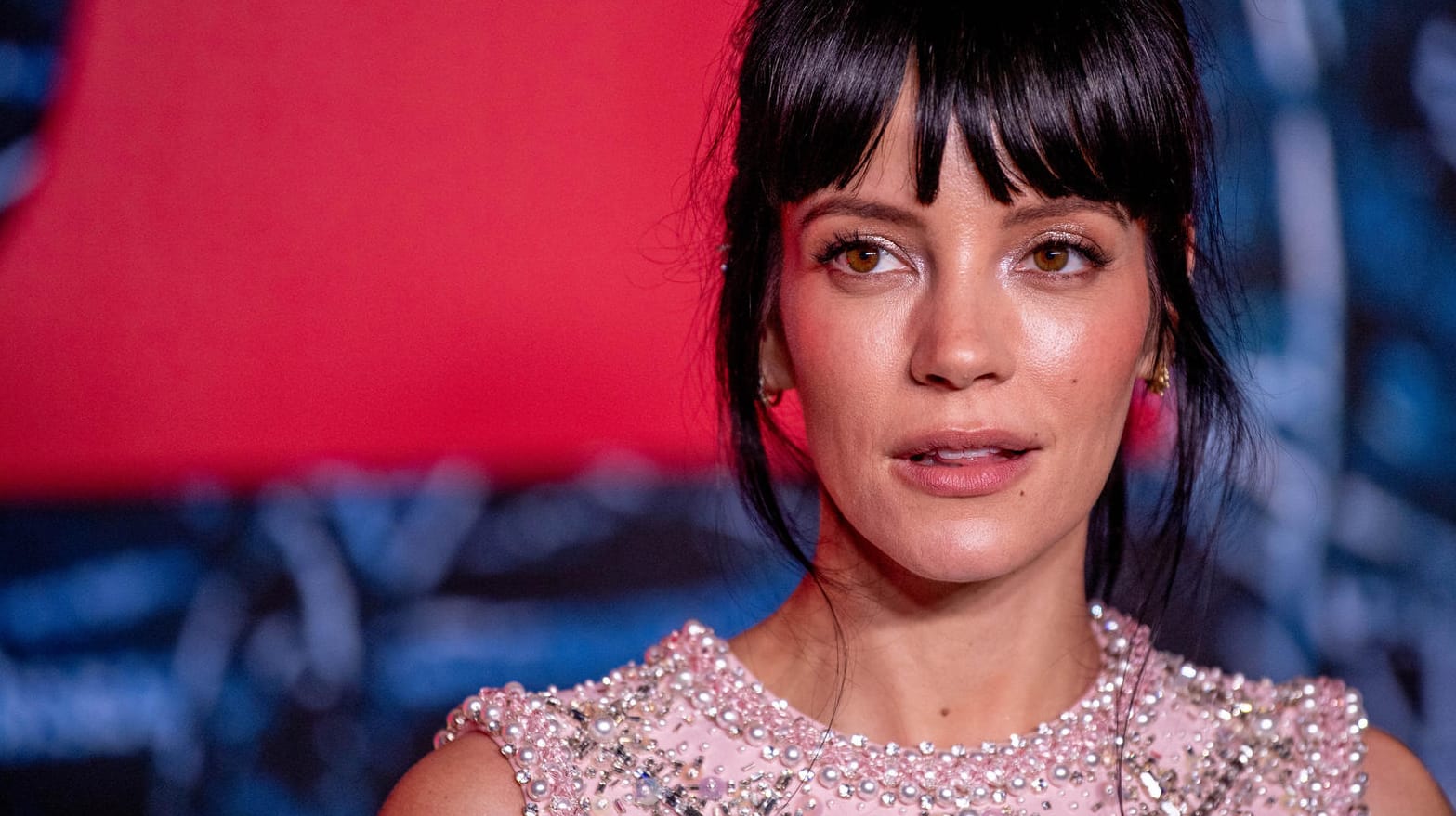 Lily Allen: Die Sängerin äußert sich zum Thema Abtreibung.