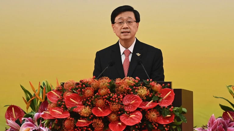 John Lee: Der neu gewählte Regierungschef Hongkongs gilt als treuer Gefolgsmann Pekings.