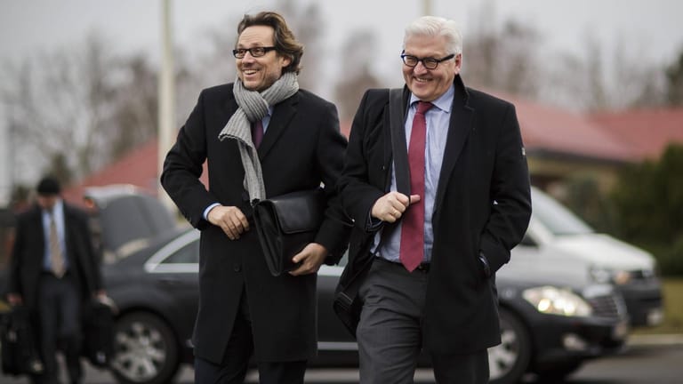 Enge Vertraute: Jens Plötner (l.) und der damalige Außenminister Frank-Walter Steinmeier im Jahr 2014.