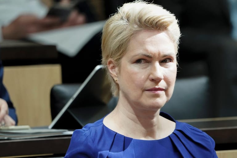 Mecklenburg-Vorpommerns Ministerpräsidentin Manuela Schwesig (SPD): Als Sanktionen drohten wollte Nord Stream 2 wichtige Absprachen nur noch in persönlichen Gesprächen treffen.