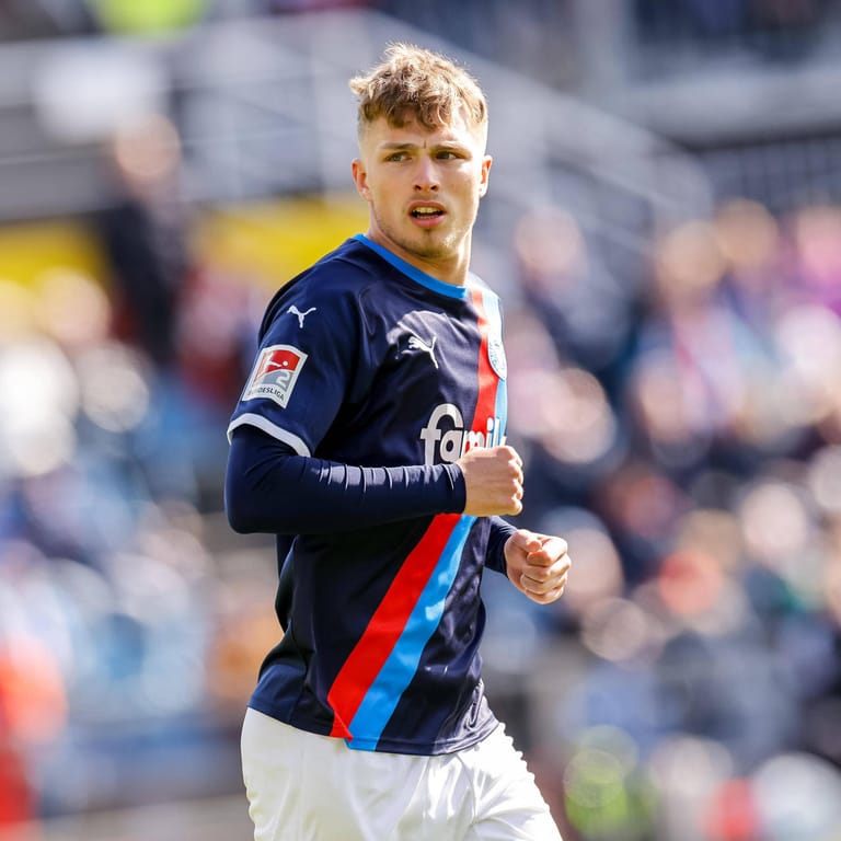 Jann-Fiete Arp: Er geht auch in der kommenden Saison für Holstein Kiel auf Torejagd.