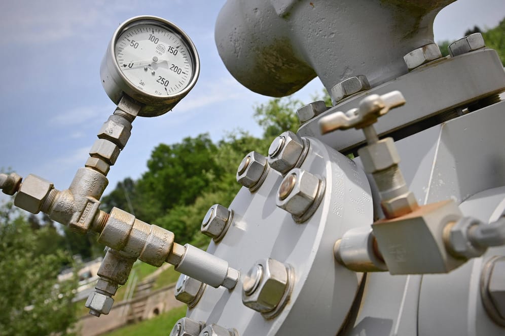 Eine Manometer, das auf null steht (Symbolbild): Die Bundesnetzagentur warnt vor ungleichen Gasverteilungen.