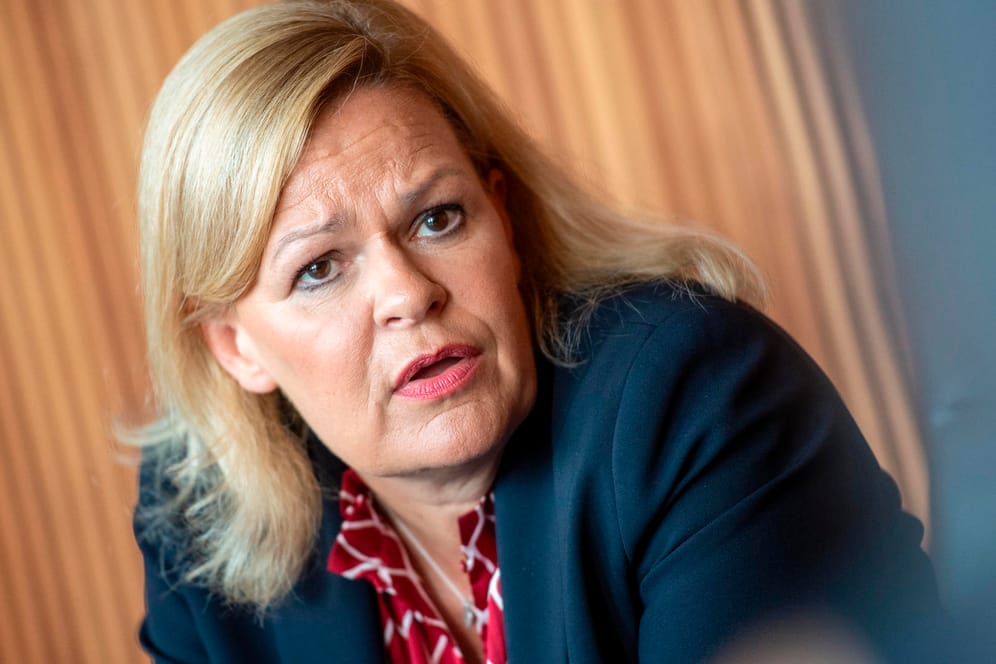 Nancy Faeser: Die SPD-Politikerin ist die erste Frau an der Spitze des Bundesinnenministeriums.