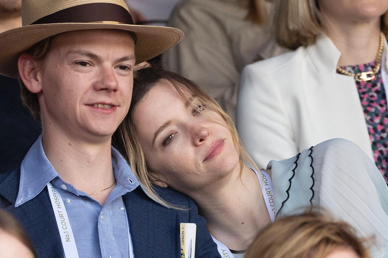 Thomas Brodie-Sangster und Talulah Riley: Gemeinsam zeigten sie sich bei einem Tennisspiel in Wimbledon.