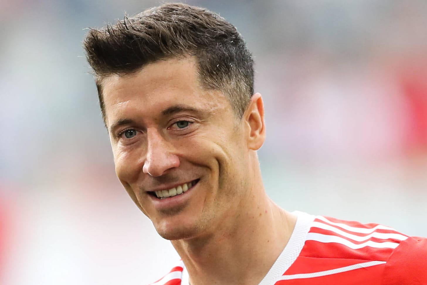 Robert Lewandowski: Der Stürmer des FC Bayern würde gerne zum FC Barcelona wechseln.