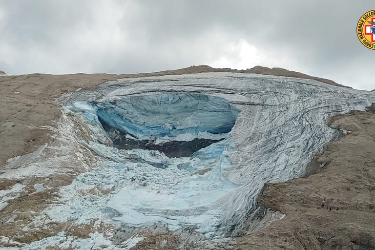 Marmolata, Italien: Das Foto zeigt den Gletscherabbruch in den Dolomiten.