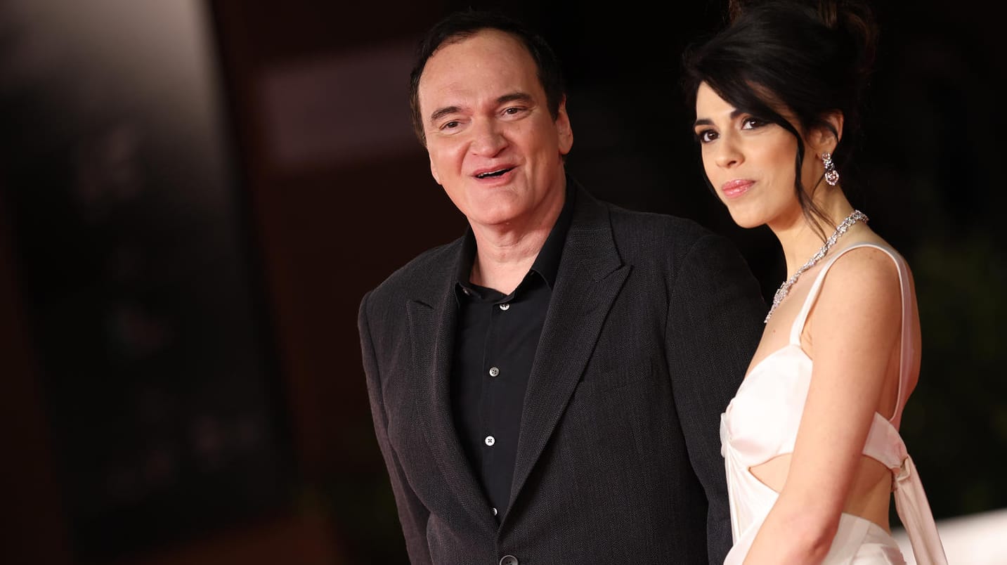 Quentin Tarantino und Daniella Pick: Hier strahlen die beiden im Oktober 2021 in Rom um die Wette.