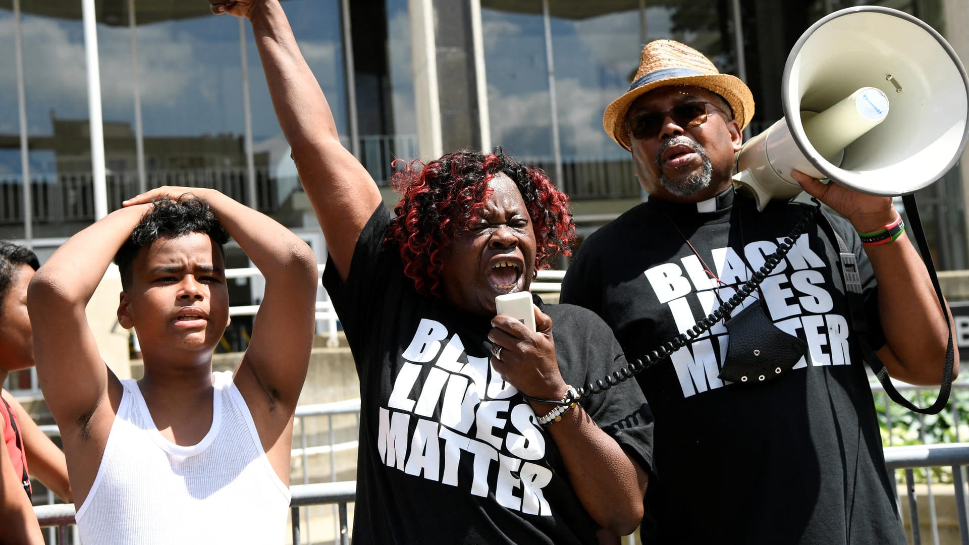 Proteste in Ohio nach tödlichen Schüssen auf einen Afroamerikaner: Der 25-jährige Jayland Walker starb bei einem Polizeieinsatz. Proteste in Ohio nach tödlichen Schüssen auf einen Afroamerikaner: Der 25-jährige Jayland Walker starb bei einem Polizeieinsatz.