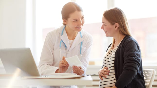 Nicht invasive Pränataltests: Das sollten werdende Eltern wissen