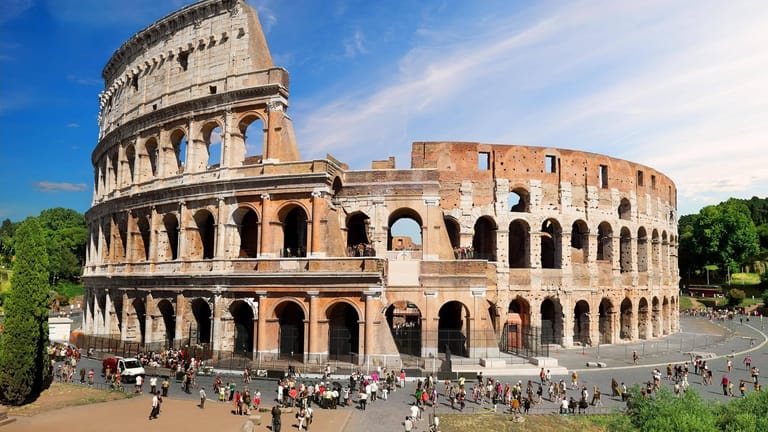 Kollosseum in Rom (Symbolbild): Kaufen Sie Tickets für die größten Sehenswürdigkeiten am besten vorab online.