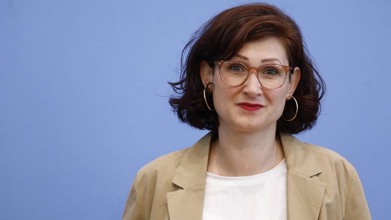 Ferda Ataman: Sie ist zur Antidiskriminierungsbeauftragten gewählt worden.