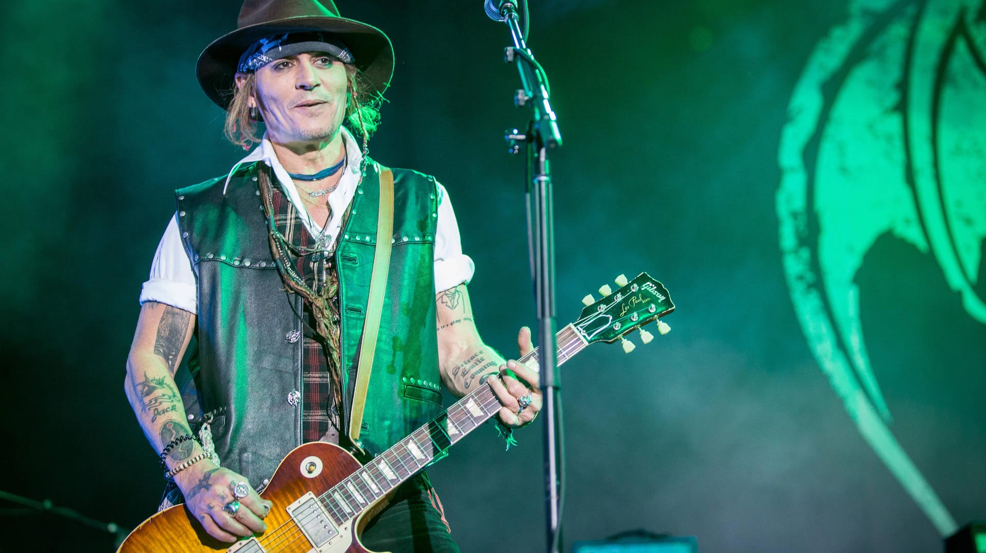 Johnny Depp: Der Schauspieler ist aktuell mit Jeff Beck auf Tour in Europa.