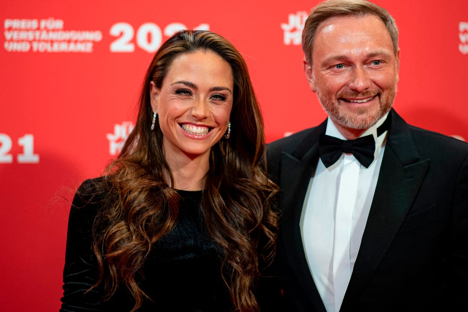 Franca Lehfeldt und Christian Lindner: Strahlt die Sonne genauso wie das Paar?