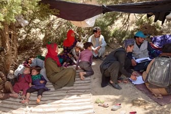 Geflüchtete Menschen aus Afghanistan: Die UN rechnet mit 27.000 Vertriebenen.