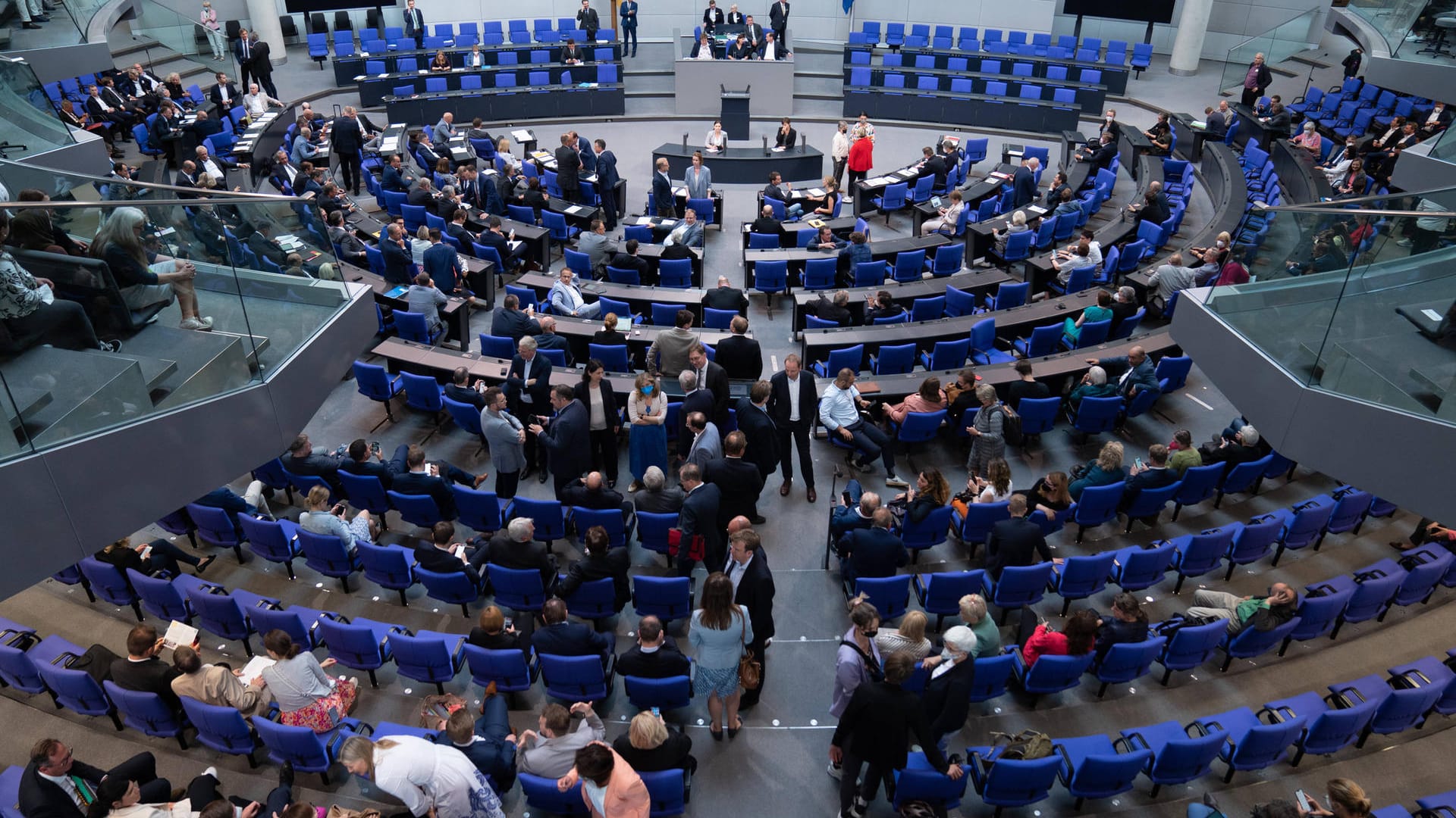 Ein Blick in den Plenarsaal des Bundestages: Während der Sitzung wurde eine besondere Prozedur beantragt. Ein Blick in den Plenarsaal des Bundestages: Während der Sitzung wurde eine besondere Prozedur beantragt.