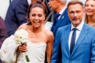 Journalistin Franca Lehfeldt und Finanzminister Christian Lindner: Die beiden haben am Donnerstag standesamtlich auf Sylt geheiratet.