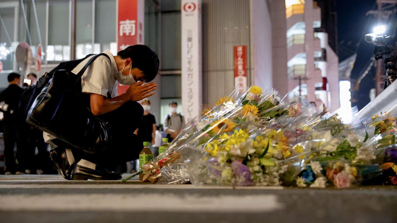 Trauer um Abe: "Japan verharrt in einer Schockstarre."