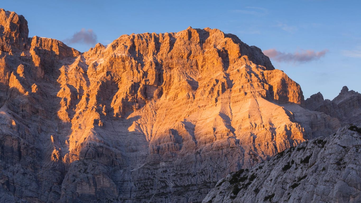 Am Berg Moiazza in den Dolomiten ist es zu einem Felssturz gekommen.