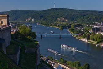 Rhein bei Koblenz (Symbolbild): Auch für die Wasserschutzpolizei war es ein kurioser Fall.