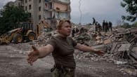 Ukraine-Krieg I Selenskyj droht russischen Soldaten – die Nacht im Überblick