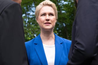 Manuela Schwesig (SPD), Ministerpräsidentin von Mecklenburg-Vorpommern: Die Stiftung ihres Landes steht in der Kritik.