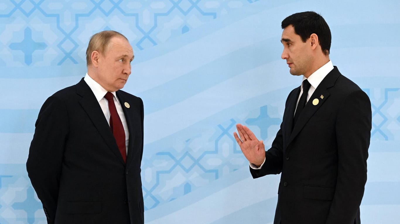Wladimir Putin und Serdar Berdimuhamedow: Am Kaspischen Meer hat Wladimir Putin nichts Gutes im Schilde geführt, meint Wladimir Kaminer.