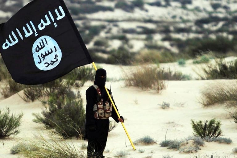 Die Terrormiliz IS (Symbolbild): Schon wieder ist ein IS-Anführer bei einem Drohnenangriff in Syrien ums Leben gekommen.