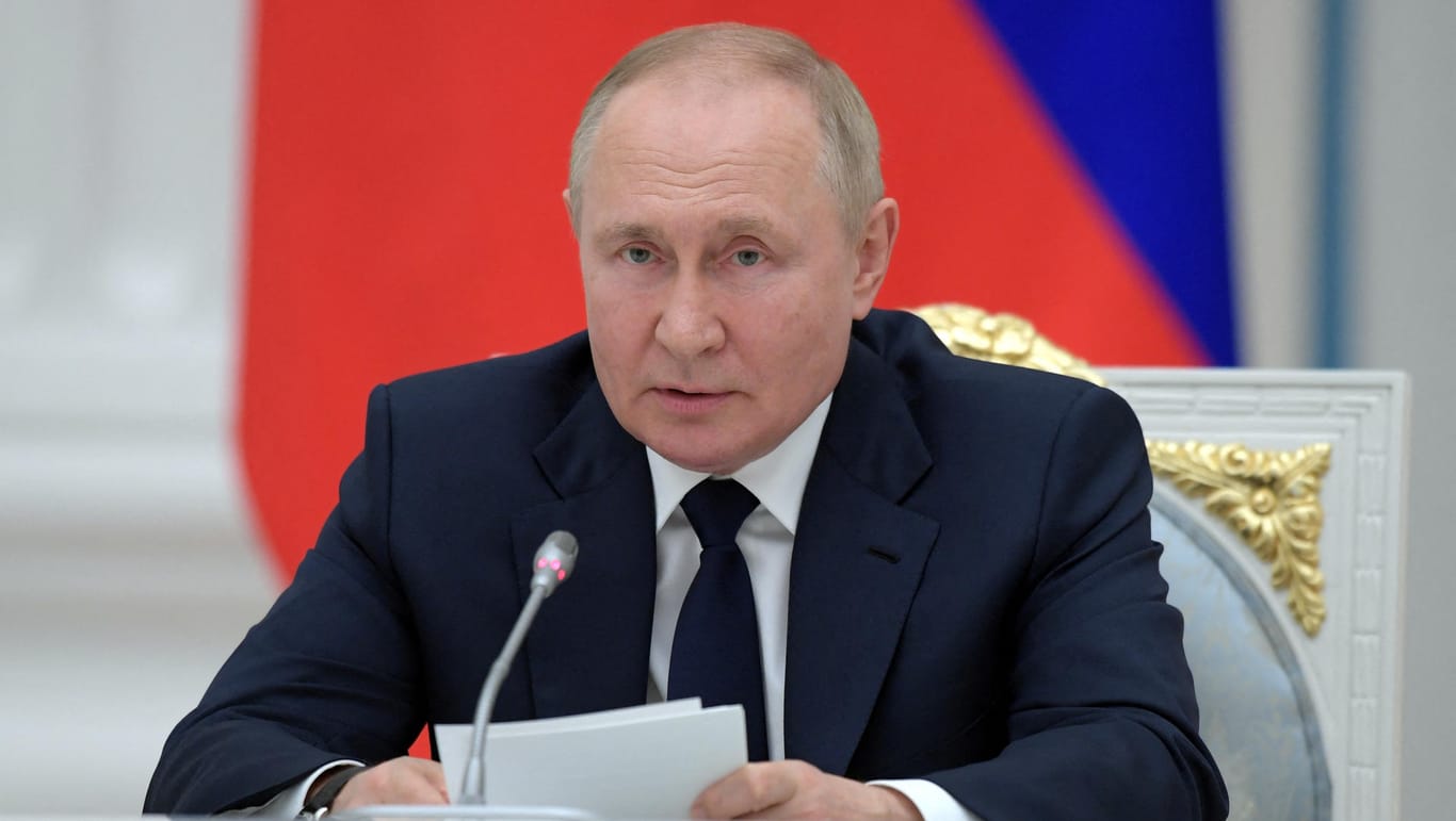 Wladimir Putin: Der russische Präsident wird in Teheran seine Amtskollegen aus dem Iran und der Türkei treffen.