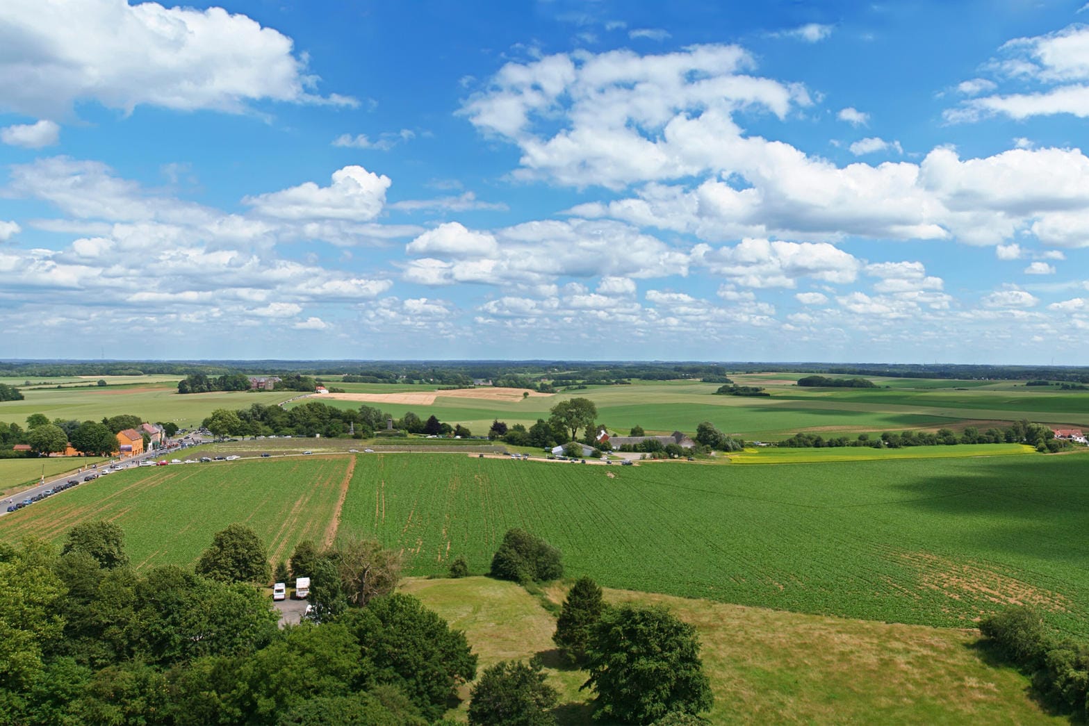 Panoramaaufnahme des Schlachtfelds von Waterloo in Belgien.