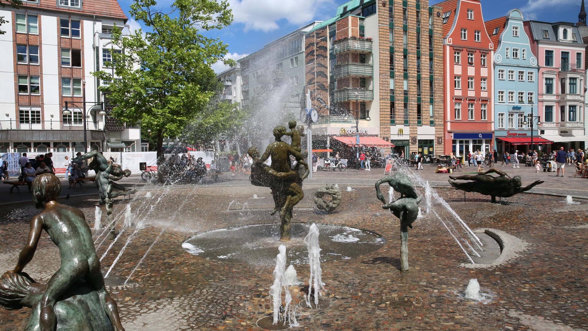 Stadtzentrum von Rostock: Die Stadt vereint Großstadt und Strand.