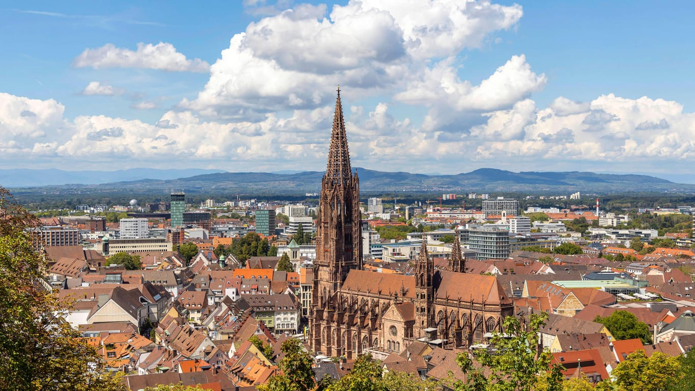 Freiburg im Breisgau: Die sonnenreichste Stadt Deutschlands hat auch einiges an Kultur zu bieten.