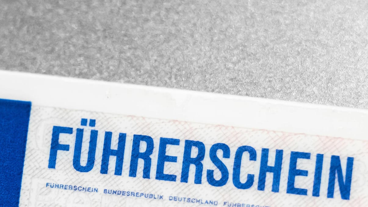 Fahrerlaubnis: Die EU plant eine Reform – was Besitzern des Führerscheins der Klasse B zugute kommen könnte.