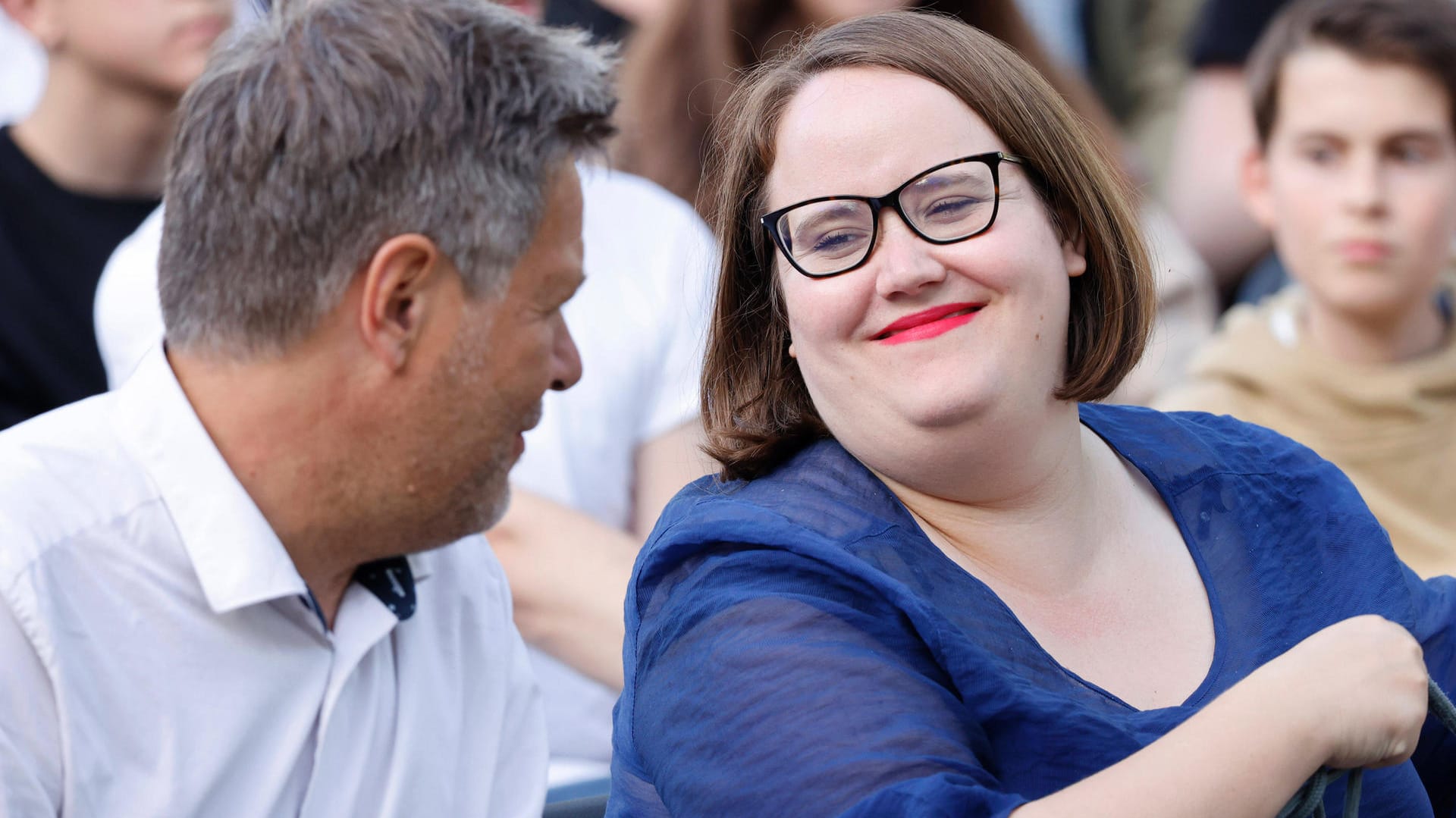 Ricarda Lang und Wirtschaftsminister Robert Habeck im Landtagswahlkampf: Atomkraft? Nein danke.