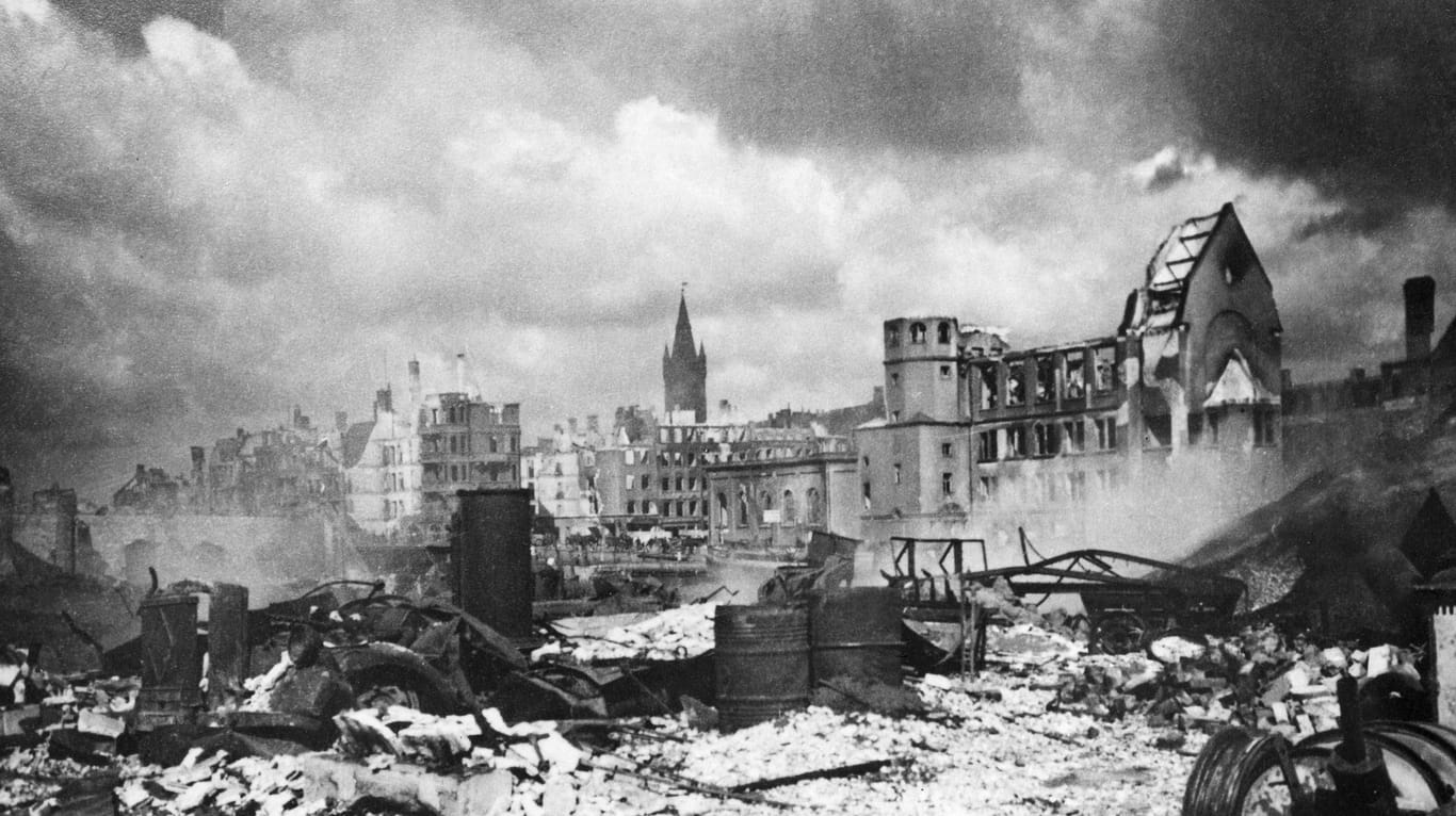 Königsberg 1945: Bei Kriegsende lag die Stadt in Trümmern.