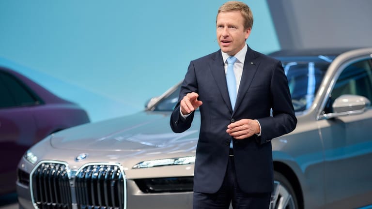 Plant E-Mobilität als wichtigen Faktor mit ein: BMW-Chef Oliver Zipse