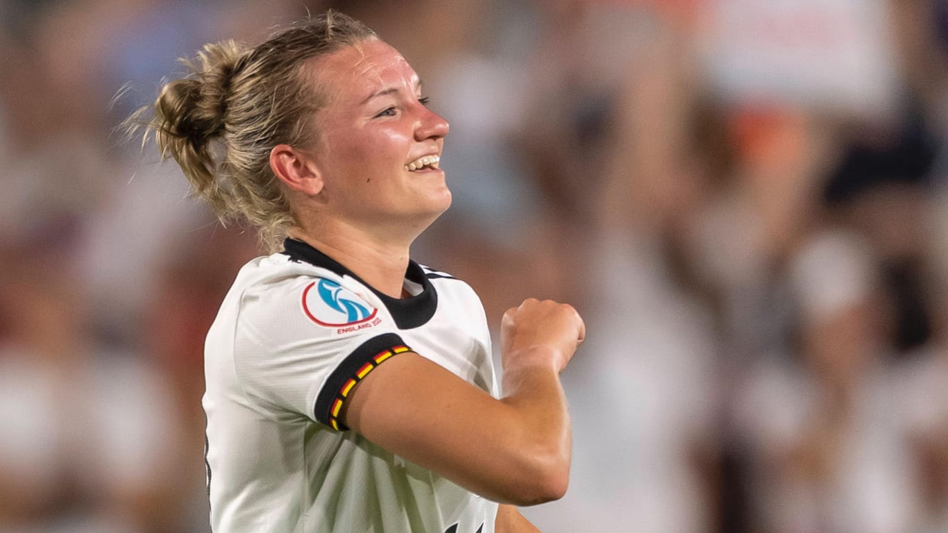 Alexandra Popp: Die deutsche Kapitänin setzt sich für die Weiterentwicklung des Frauenfußballs ein.