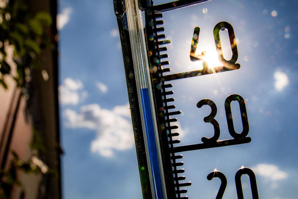 Hitze-Alarm: Hohe Temperaturen können gefährlich für Ihre Gesundheit sein.