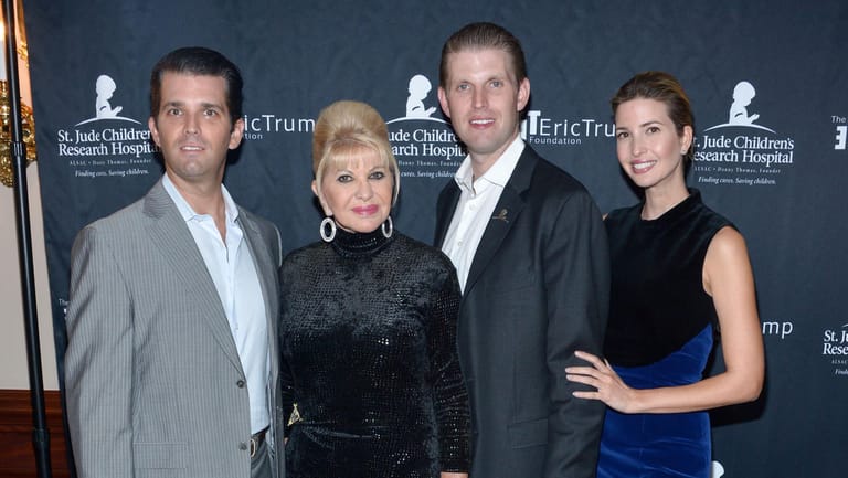 Ivana Trump mit ihren drei Kindern: Donald jr., Eric und Ivanka.