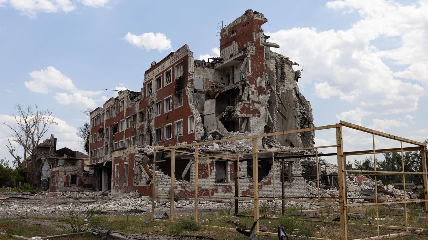 Zerstörung in Rubischne: Viele Gebäude in der Region Luhansk sind so stark beschädigt, dass sie nicht wiederaufgebaut werden können.