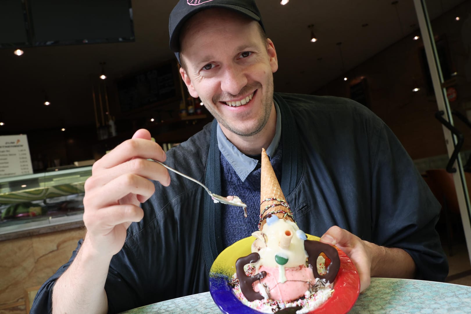 Leonhard Hieronymi: Dieses Pinocchio-Eis stammt aus dem Eiscafé Dante in Hamburg.