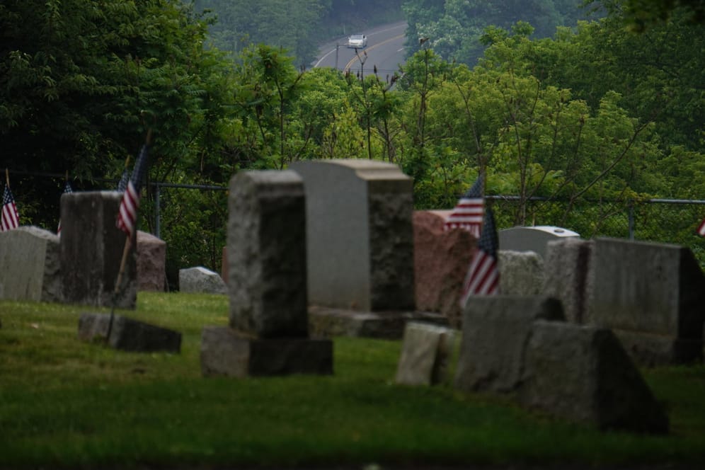 Ein Friedhof im US-amerikanischen Centralia: Ein Kohlefeuer hatte den einst florierenden Ort zur Geisterstadt gemacht.