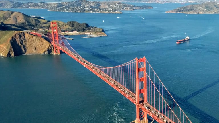 Golden Gate Bridge: Sie ist eine der ersten Sehenswürdigkeiten auf dem Highway 1.