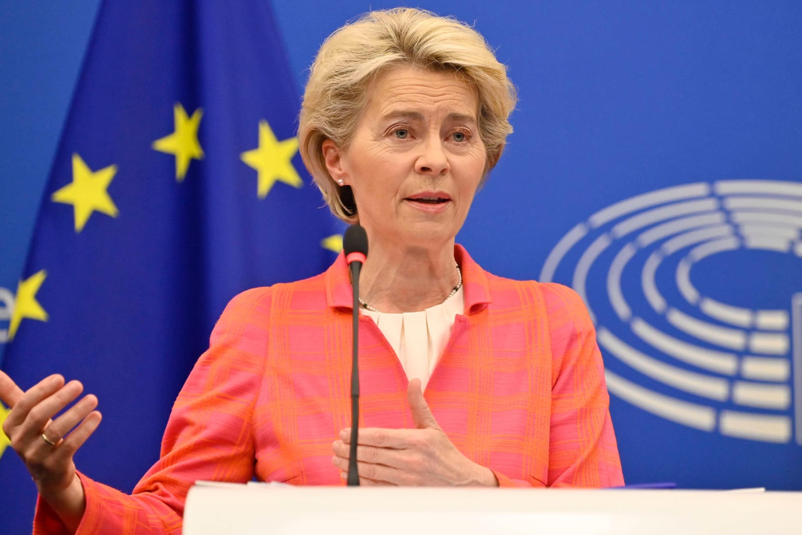 EU-Kommissionspräsidentin Ursula von der Leyen (Archivbild): Die EU will in Zukunft enger mit Aserbaidschan zusammenarbeiten.