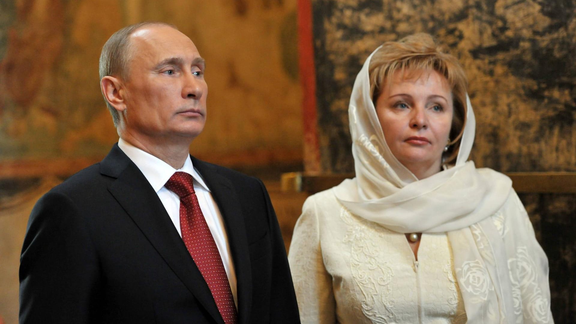 Wladmir Putin und seine Ehefrau Ljudmila bei der erneuten Amtseinführung 2012. Ein Jahr später gibt das Ehepaar seine Trennung bekannt. (Archivbild)