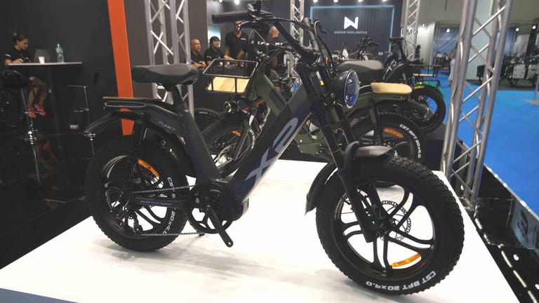 Klassisch: Stark nach 70er-Jahre-Mofa sieht das Funky der italienischen Firma XP Bikes aus.