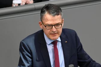 Roderich Kiesewetter (CDU): Der Außenpolitiker kritisiert die deutschen Panzerlieferungen.