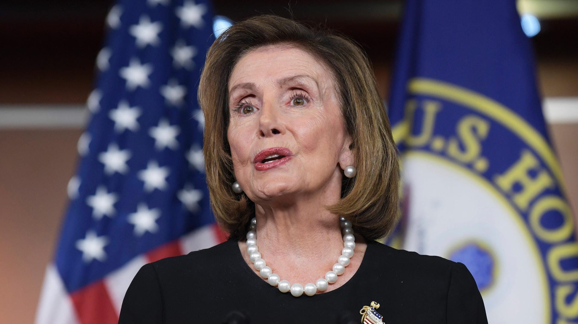 Alt und mächtig: Nancy Pelosi ist die Sprecherin des Repräsentantenhauses.