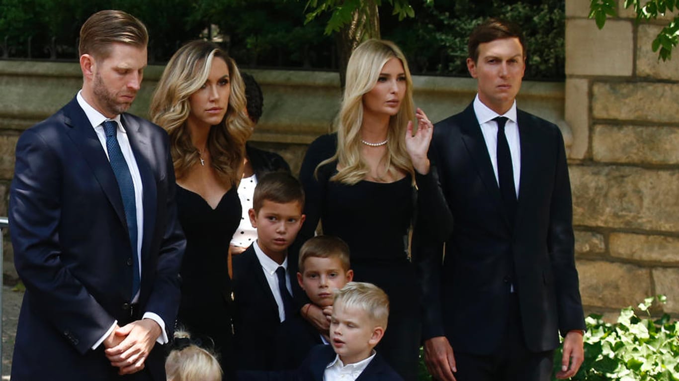 Ivana Trumps Familie bei der Trauerfeier in New York.